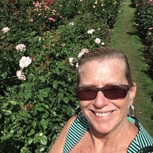 Meet your Posher, Mel